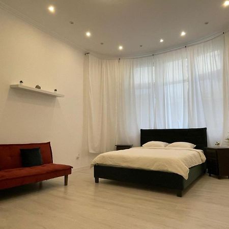 布加勒斯特Outstanding 3Br Ultracentral Cityview Balcony Aaa公寓 外观 照片