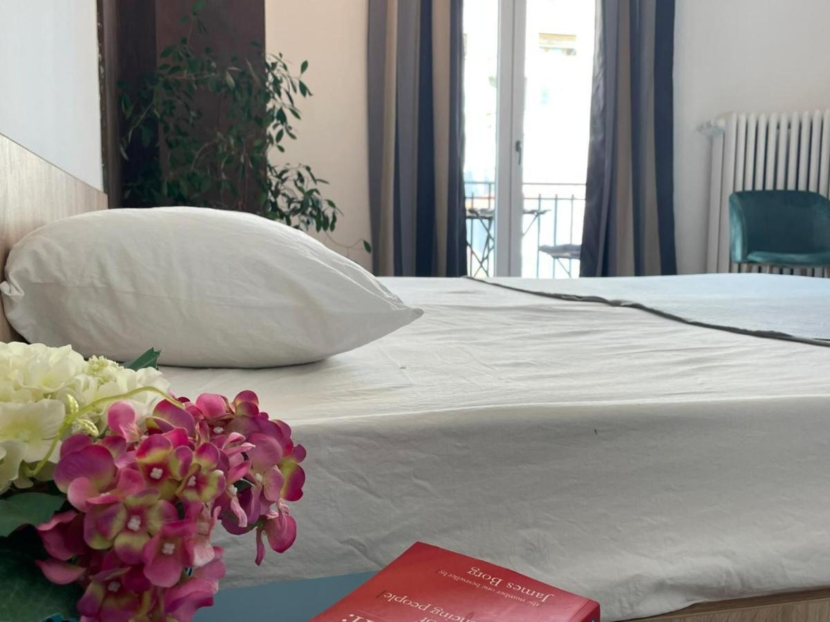 布加勒斯特Outstanding 3Br Ultracentral Cityview Balcony Aaa公寓 外观 照片